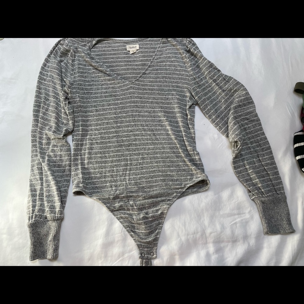 Upwest // V-neck Long Sleeved Bodysuit // Medium // Gray // Thong